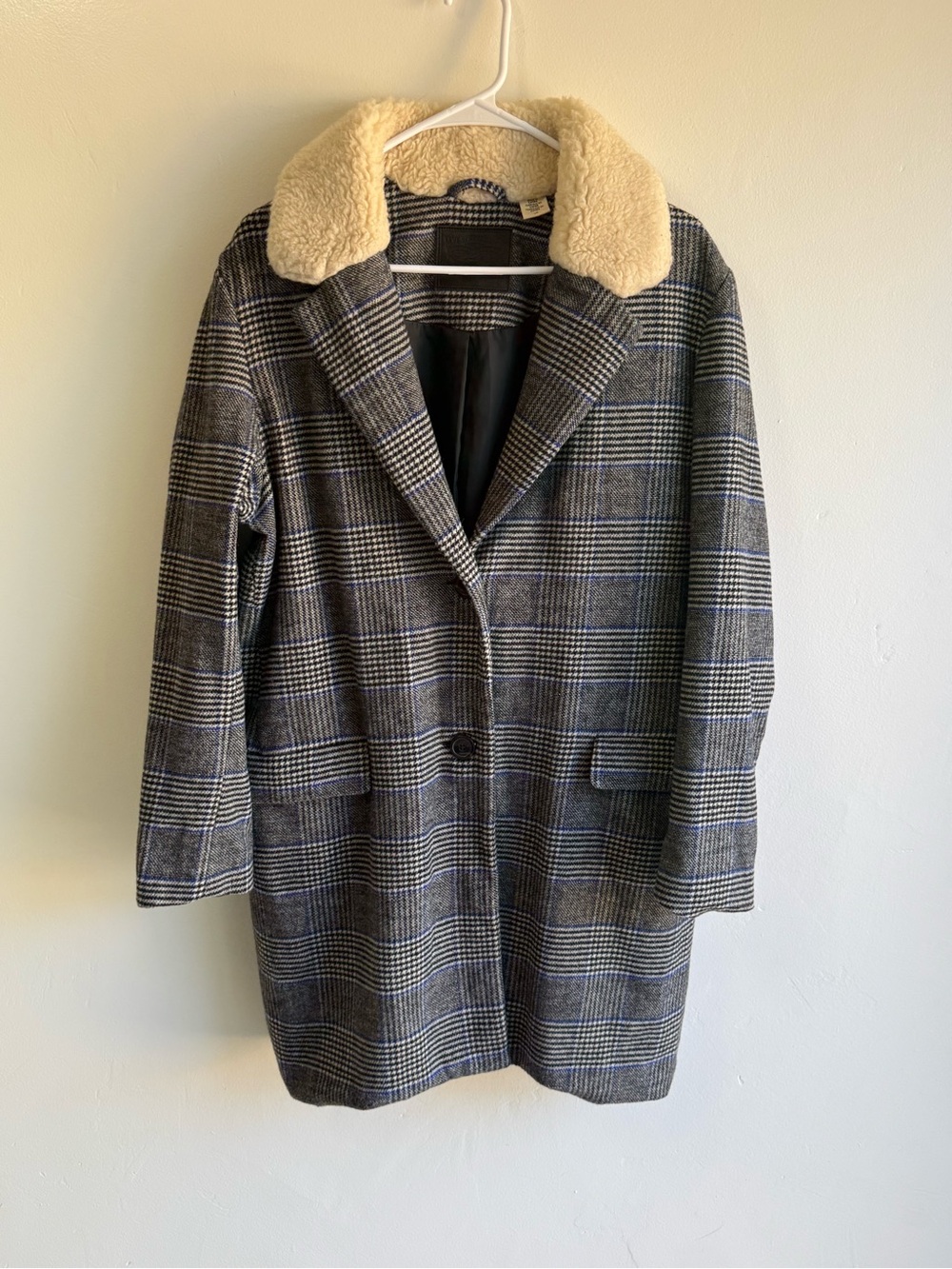 Levi’s Amaya Charcoal Grey Houndstooth Plaid Women’s Wool Blend Coat size Large